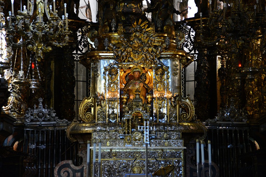 34 Santiago, statua di san Giacomo.JPG